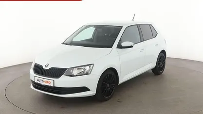 Weiß Gebraucht 2017 Skoda Fabia Cool Plus Kleinwagen | 8.430 € (Fairer Preis)