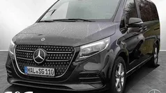 Graphitgrau metallic Gebraucht 2024 Mercedes V300 AMG Van / Kleinbus | 77.777 € (Teuer)
