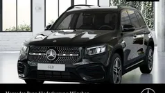 Schwarz Gebraucht 2024 Mercedes GLB200 AMG SUV | 39.900 € (Guter Preis)
