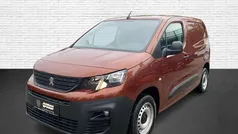 Gebraucht 2019 Peugeot Partner Premium Van / Kleinbus | 12.850 € (Fairer Preis)