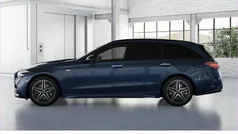 Blau Gebraucht 2025 Mercedes C300e AMG Limousine | 50.880 € (Fairer Preis)