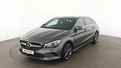 Grau Gebraucht 2017 Mercedes CLA180 Shooting Brake Urban Kombi | 18.600 € (Fairer Preis)