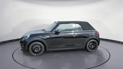 Używany Mini One Cabriolet 102 KM (75 kW) 2019 Czarny Kabriolet