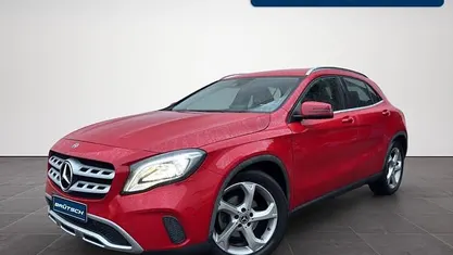 Gebraucht Mercedes GLA180 Urban 122 PS (89 kW) 2018 Jupiterrot SUV