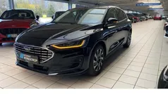 Schwarz Gebraucht 2023 Ford Focus Titanium Limousine | 21.479 € (Guter Preis)