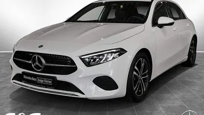 Gebraucht Mercedes A200 Progressive 163 PS (119 kW) 2024 Unilack polarweiß Limousine