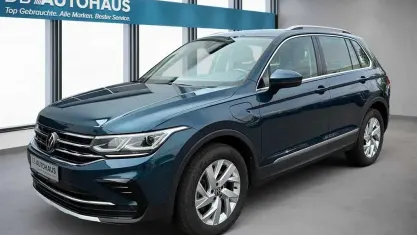 Gebraucht VW Tiguan Elegance 245 PS (180 kW) 2023 Blau SUV