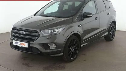 Grau Gebraucht 2018 Ford Kuga ST-Line SUV | 18.580 € (Fairer Preis)