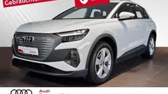 Gletscherweiß metallic Gebraucht 2021 Audi Q4 e-tron Ambiente SUV | 26.980 € (Fairer Preis)