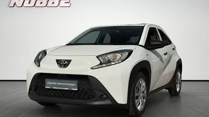 Second-hand Toyota Aygo X 72 CP (52 kW) 2022 Alb SUV