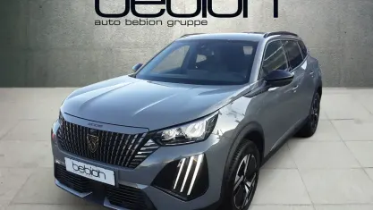 Gebraucht Peugeot 2008 Allure 131 PS (96 kW) 2023 Metfa selenium grau SUV