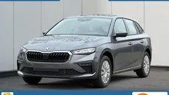 Graphitegrau metallic Neu 2025 Skoda Scala Selection Kleinwagen | 22.730 € (Fairer Preis)