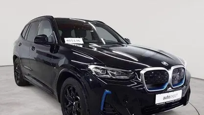 Gebraucht BMW iX3 M Sport 210 kW (286 PS) 2022 M carbonschwarz metallic SUV