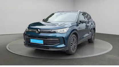 Gebraucht VW Tiguan Goal 150 PS (110 kW) 2025 Nightshade blue metallic SUV