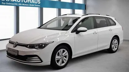 Gebraucht 2023 VW Golf VIII Life Kombi | 20.990 € (Fairer Preis)