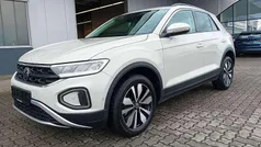 Grau Gebraucht 2024 VW T-Roc Move SUV | 26.370 € (Guter Preis)