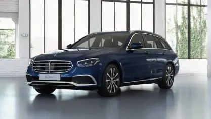 Gebraucht Mercedes E400 330 PS (242 kW) 2022 Nautikblau metallic Kombi