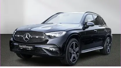 Gebraucht Mercedes GLC200 AMG 204 PS (150 kW) 2026 Lack obsidianschwarz met SUV