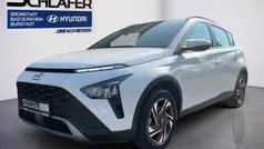 Atlas white / sol Gebraucht 2024 Hyundai Bayon Trend SUV | 21.480 € (Fairer Preis)