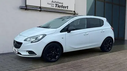 Gebraucht Opel Corsa Color Edition 101 PS (74 kW) 2015 Schneeweiß Kleinwagen