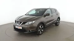 Braun Gebraucht 2016 Nissan Qashqai N-Connecta SUV | 15.830 € (Fairer Preis)