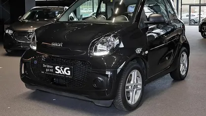 Gebraucht Smart ForTwo Coupé 60 kW (82 PS) 2021 Bodypanels in black Kleinwagen
