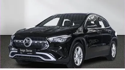 Gebraucht Mercedes GLA200 Advanced 163 PS (119 kW) 2024 Unilack nachtschwarz SUV