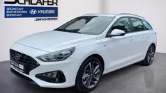 Serenity white / mic Gebraucht 2023 Hyundai i30 Trend Kombi | 22.980 € (Fairer Preis)