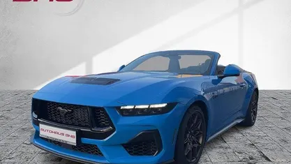 Neu Ford Mustang GT Convertible 446 PS (328 kW) 2025 Grabber blue (blau) Cabrio