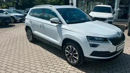Gebraucht Skoda Karoq 150 PS (110 kW) 2020 Weiß SUV