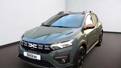 Safarigrüngrau Gebraucht 2024 Dacia Sandero Extreme Limousine | 17.480 € (Fairer Preis)