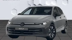 Weiss Gebraucht 2024 VW Golf VIII S Limousine | 26.855 € (Fairer Preis)
