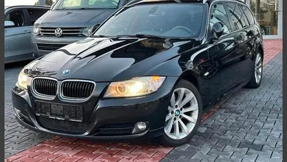 Gebraucht BMW 320 Sport Line 184 PS (135 kW) 2011 Kombi