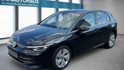 Gebraucht VW Golf VIII Style 204 PS (150 kW) 2025 Schwarz Kombi