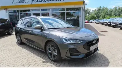 Gebraucht Ford Focus ST-Line X 155 PS (114 kW) 2025 Metallic) (grau Kombi