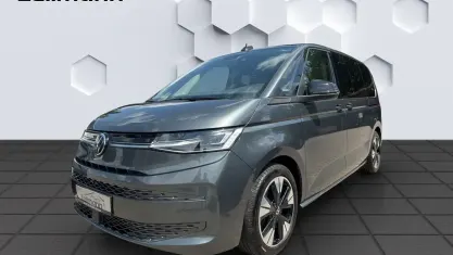 Gebraucht VW Multivan Life 150 PS (110 kW) 2025 Grau Van / Kleinbus