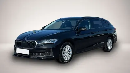 Gebraucht Skoda Superb 150 PS (110 kW) 2025 Schwarz Kombi