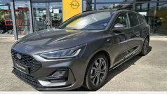 Magneticgrau (metallic) Gebraucht 2024 Ford Focus ST-Line Kombi | 21.780 € (Guter Preis)