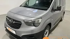 Weiss Gebraucht 2020 Opel Combo Van / Kleinbus | 14.450 € (Fairer Preis)