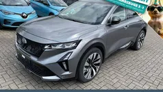 Grau Gebraucht 2024 Renault Rafale Techno SUV | 41.590 € (Fairer Preis)