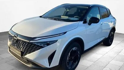 Weiss Gebraucht 2025 Nissan Qashqai 360º SUV | 29.950 € (Fairer Preis)