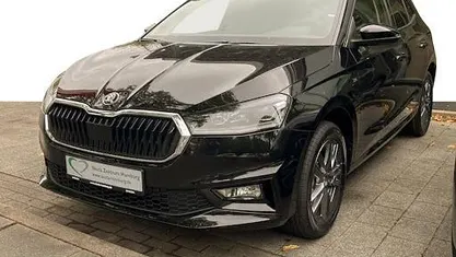 Schwarz Neu 2025 Skoda Fabia Tour Kleinwagen | 24.110 € (Fairer Preis)