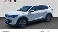 Weiß Gebraucht 2024 VW Tiguan Elegance SUV | 38.790 € (Fairer Preis)