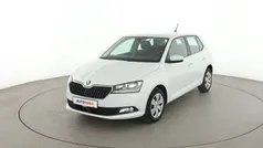 Weiß Gebraucht 2019 Skoda Fabia Ambition Limousine | 10.550 € (Fairer Preis)