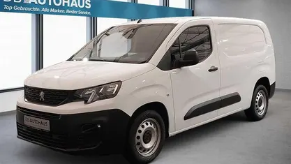 Gebraucht Peugeot Partner Premium 102 PS (75 kW) 2022 Van / Kleinbus