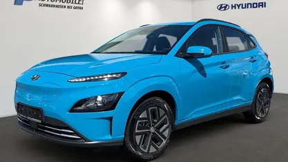 Gebraucht Hyundai Kona Select 100 kW (136 PS) 2023 Blau SUV