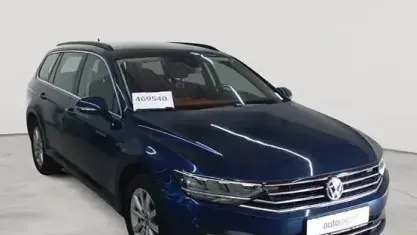 Gebraucht VW Passat Business 150 PS (110 kW) 2020 Aquamarinblau metallic Kombi