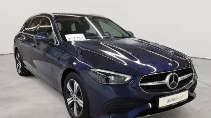 Gebraucht Mercedes C300e Avantgarde 204 PS (150 kW) 2023 Sodalithblau metallic Kombi