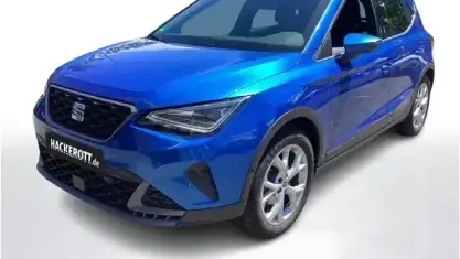 Gebraucht Seat Arona FR 110 PS (80 kW) 2023 Blau SUV