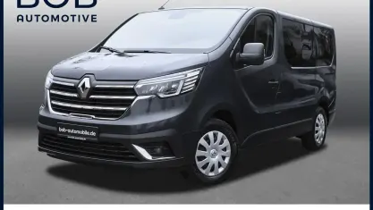 Gebraucht Renault Trafic 150 PS (110 kW) 2023 Kometengrau Van / Kleinbus